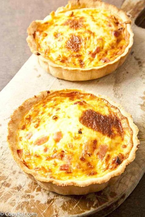 Swiss Cheese Quiche, Quiche Chorizo, Baking Weights, Keto Quiche, Quiche Lorraine Recipe, Madeleine Recipe, Quiche Recipes Easy, Sugar Free Baking, Cheese Quiche