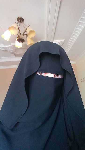 My niqab | Flickr - Photo Sharing! Eyes Wide Open, Niqab Fashion, Modern Hijab Fashion, Hijab Fashionista, Muslim Fashion Hijab Outfits, Muslim Women Fashion, Indian Fashion Saree, Muslim Women Hijab, Muslim Fashion Hijab