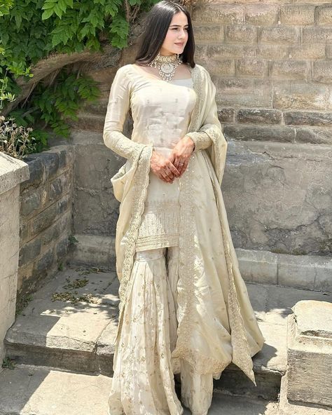 Cream Woven Pure Chinnon Silk Kurta with Sharara and Dupatta - Classiques - 4403121 Bollywood Bridesmaid, Pakistani Sharara, Indian Royalty, Full Sleeve Top, Pakistani Salwar, Sharara Suit, Pakistani Salwar Kameez, Anarkali Gown, Silk Kurta