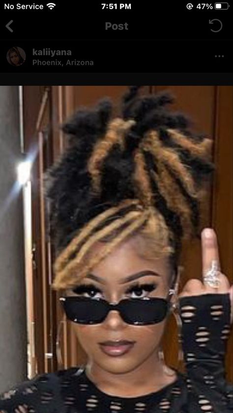 Dreads With Color Black Women, Freaknik Hairstyles Locs, Dyed Locs Black Women Natural Hair, Trendy Locs Hairstyles, Dreadlocks With Extensions Black Women, Short Loc Styles With Bangs, Loc Hairstyles With Swoop, Alt Dreadlock Hairstyles, Black Women With Locs Outfits