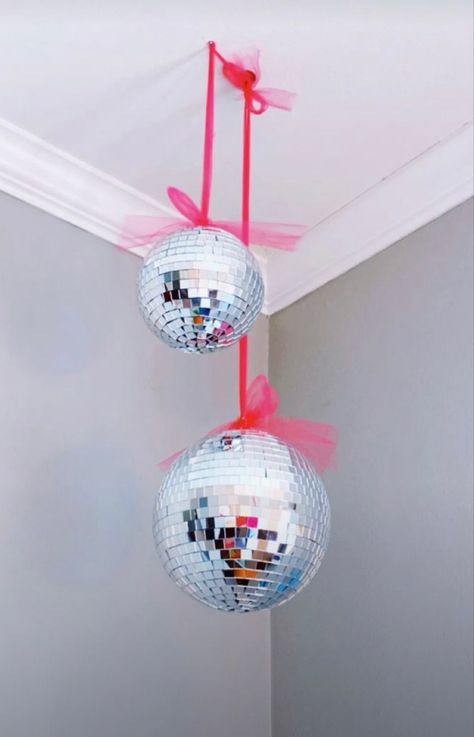 Hot Pink Room Inspiration, Preppy Bed Decor, Mirror Ball Room Decor, Preppy Hangout Room, Preppy Room Wallpaper, Hanging Disco Ball Decor, Pink Preppy Bedroom, Disco Ball Room Decor, Pillows Preppy