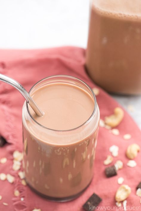 Chocolate Oat Milk, Beef Kofta Recipe, Pineapple Lemonade Recipe, Milk Chocolate Recipes, Banana Chia Pudding, Homemade Taco Seasoning Mix, Oat Milk Recipe, Vegan Breakfast Easy, Nut Milk Bag