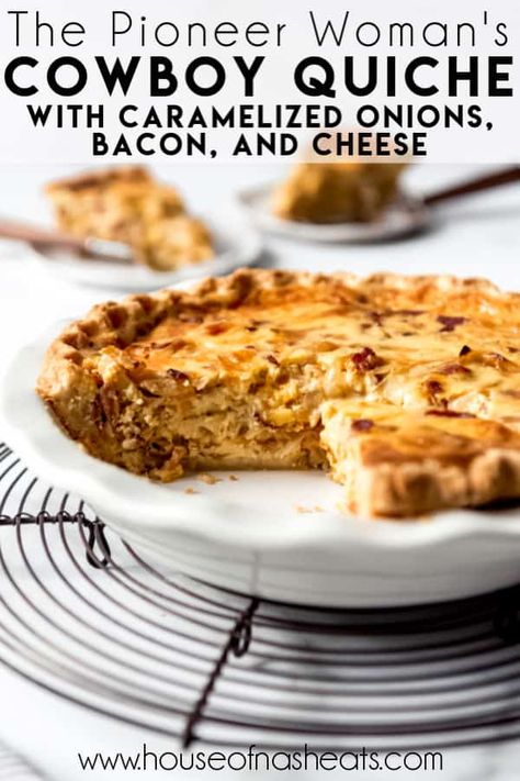 Cowboy Quiche, Quiche Chicken, Quiche Cheese, Quiche Pie Crust, Hosting A Brunch, Onion Quiche, Quiche Lorraine Recipe, Chicken Recipes Dinner, Low Carb Chicken Parmesan