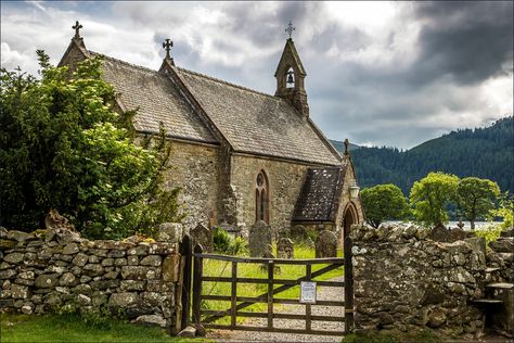 English Photo, Bassenthwaite Lake, Lake District Walks, Cumbria England, Irish Luck, Lake District England, Family Ancestry, Country Churches, Let Us Pray