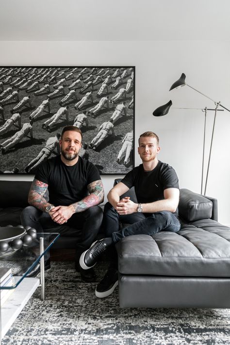 A NYC Apartment That Is Black and White and Full of Personality | Architectural Digest Male Interior Design, Masculine Decor Apartment, Mens Living Room, Man Living Room, Masculine Apartment, Mens Apartment Decor, Nyc Studio Apartments, Celebrity Interior Design, Masculine Living Rooms