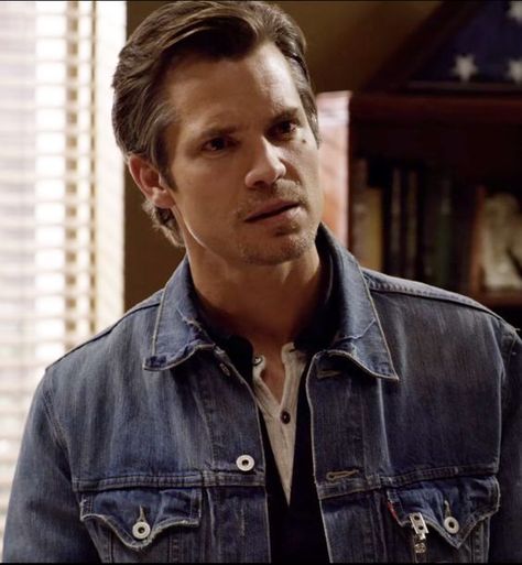 Raylan Givens, The Poison, Timothy Olyphant, Hot Dads, Man Crush, Celebrities Male, Haircuts For Men, Season 1, Celebrity Crush