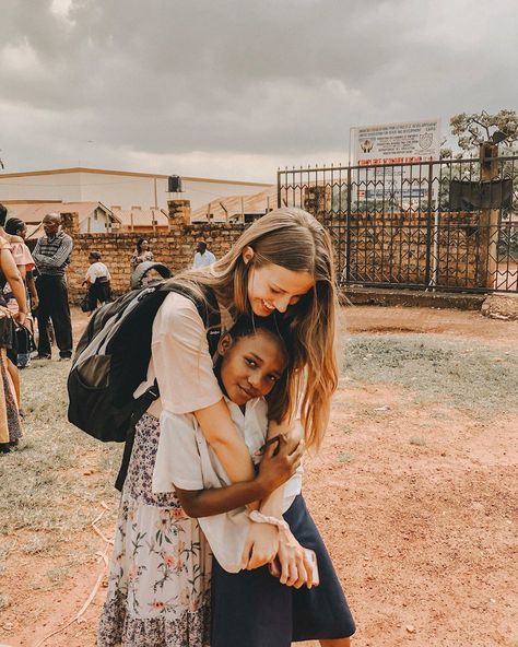 Mission Trip Outfits, Life Bucketlist, Africa Mission Trip, Life Abundantly, Mercy Ships, Christian Couple, Go And Make Disciples, Christian Missions, Mission Trips