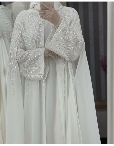 Modern Nikkah Dress, Nikah Dress Muslimah, White Abaya Wedding Dress, Nikkah Abaya Outfit, Arab Nikkah Dress, Nikkah Abaya Aesthetic, Wedding Abaya Hijab Bride, Hijabi White Wedding Dress, White Bridal Abaya