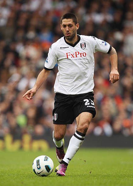 Clint Dempsey of Fulham in 2011. Clint Dempsey, Soccer, Football, Running, Sports, Quick Saves, American Football