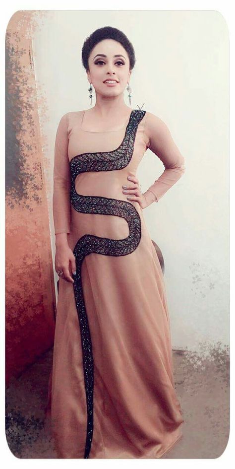 Snake dress with embellishments AanDe by Aanu Nobby Pearle Maaney, Snake Fashion, Dress With Embellishments, Snake Dress, Magic Crafts, Childrens Dress, Snakes, Evening Wear, Art Set