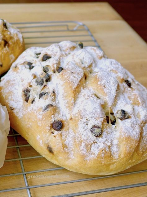 Chocolate Chip Bread Recipe, Rock Crock Recipes, Jiffy Cornbread Recipes, Chocolate Chip Bread, Homemade Chocolate Chips, Yeast Bread Recipes, Yeast Bread, Corn Bread Recipe, Easy Bread Recipes