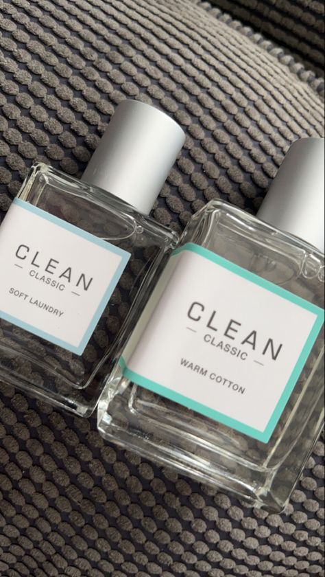 Clean classic | fresh fragrances| perfume collection | perfume recommendations| soft scents | warm cotton | fresh laundry | fragrance collection | Cotton Perfume, How To Smell Like Laundry, Fresh And Clean Scent, Fresh Scents, How To Smell Like Fresh Laundry, Clean Perfume Scents, Clean Classic Perfume, Laundry Perfume, Fresh Laundry Perfume