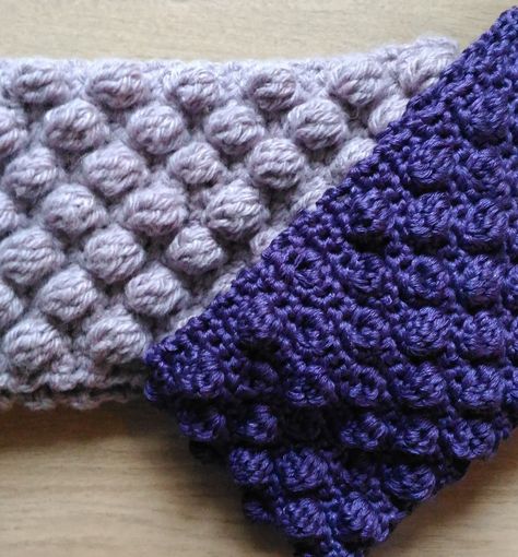 Diy Snood, Ski Crochet, Crochet Snood, Crochet Couture, Poncho Crochet, Bonnet Crochet, Crochet Blog, Knitted Scarf, Amigurumi