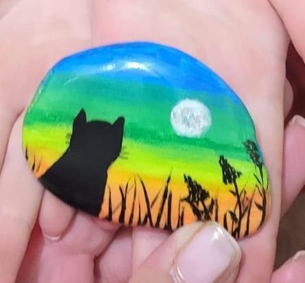 Cat Rock Painting, Cat Rock, Rocks Crafts, Painting Ideas Easy, Painted Rocks Craft, Rock Painting Ideas Easy, Kindness Rocks, Rock Painting Art, Rock Painting Ideas