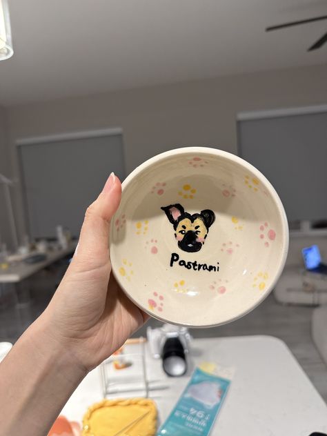 🐾 Who said mugs are the only star of the show? My custom hand-painted bowls have been stealing hearts too! 😻🎉 The perfect gift for your fur babies' birthdays or any special occasion! 🎁✨ Let them dine in style with these adorable and personalized bowls. 🐶❤️ Trust me, their happy wagging tails will be the best reward! 😍💕 #CustomPetBowls #HandpaintedGoodness #BirthdayGifts #dogbowl#catbowl#catfeeder#dogfeeder Ceramic Dog Food Bowls, Ceramic Dog Bowl Painting Ideas, Painted Dog Bowl, Personalized Bowls, Painted Bowls, Dog Pottery, Ceramic Dog Bowl, Hand Painted Bowls, Dog Food Bowls