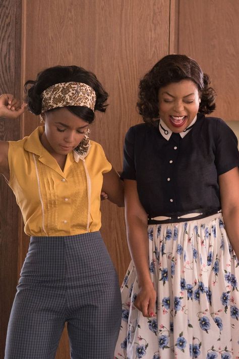 Best Movies For Adults on Disney Plus Hidden Figures Costumes, Hidden Figures Outfits, Hidden Figures Aesthetic, Janelle Monae Hidden Figures, 1950s Black Women, Nasa Women, 50s Women, Film Fashion, Hidden Figures