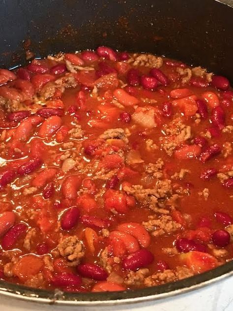 Amish Chili Recipe, Amish Soup, Thick Chili, Anasazi Beans, Winter Chili, Best Amish Recipes, Amish Kitchen, Classic Chili Recipe, Amish Food