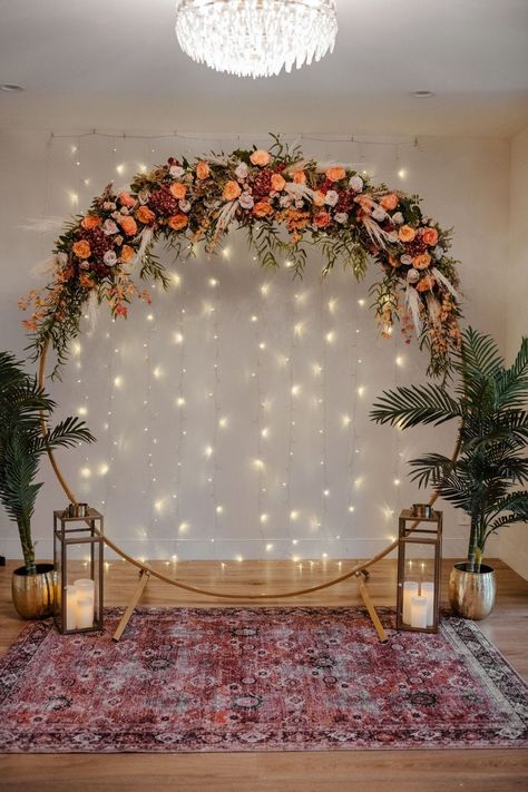 Decorations For Home Wedding, Diy Backdrop For Engagement Party, Simple Background For Wedding, Wedding Decor At Home Simple, Wedding At Home Decoration, Easy Decoration Ideas For Wedding, In House Wedding Decor, Home Wedding Decor Ideas, Simple Engagement Decoration At Home