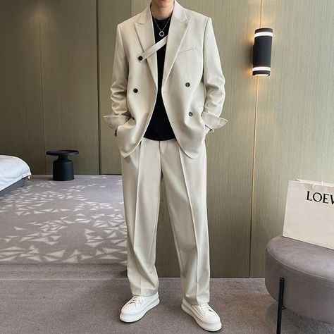 Color ok size M for 180cm & 84 kg but the sleeves could be a little longer but is not bad it is summer shiirt. Mens Suits Casual, Korean Streetwear Fashion, Double Breasted Suit Men, Male Wedding, Blazer Outfits Men, Casual Suits, Modern Suits, Men Fashion Casual, Shirt Jacket Men