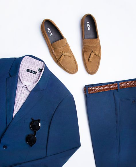 #rogerdavid #suit #menswear #style #flatlay Shirt And Tie Combinations, Shoes Fashion Photography, Brand Photography Inspiration, Marketing Photos, Men Photography, Flat Lay Photography, Photoshoot Concept, Mens Fashion Classy, Korean Fashion Women