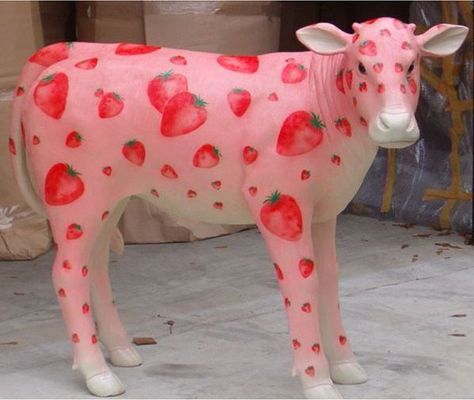 Pink Elephants On Parade, Images Pop Art, Strawberry Cow, Strawberry Milkshake, Pink Cow, A Cow, Strawberry Milk, Tickled Pink, Drink Milk