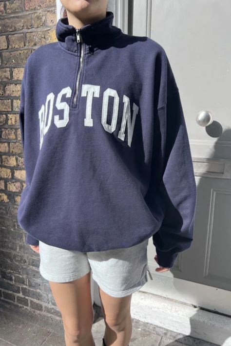 Brandy Melville Boston Sweatshirt, Boston Sweatshirt, Brandy Melville Sweatshirt, Oversized Sweatshirt, Brandy Melville, Pullover Sweatshirt, Fitness Goals, Oversized Fits, Brandy