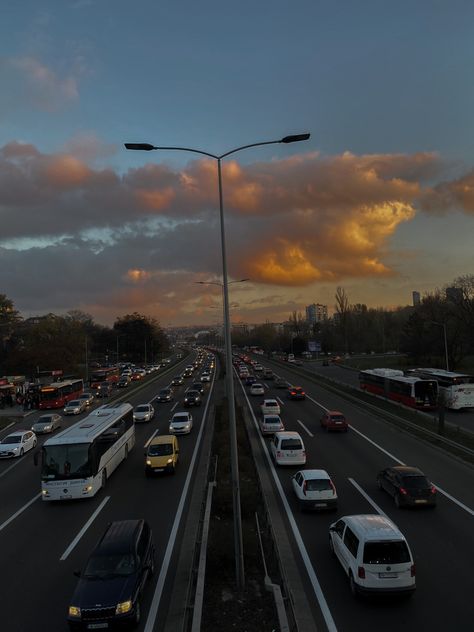 aesthethily pleasing picture of traffic , black aesthetic Road Traffic Aesthetic, Traffic Aesthetic, Traffic Congestion, Fictional World, Black Aesthetic, Aesthetic Pictures, Nature Photography, Road, Photography