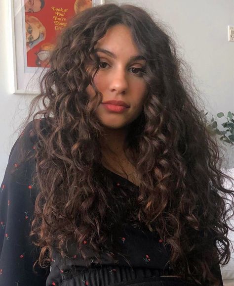 Milkshake Hair Products, Handsome Celebrities, Alessia Cara, 25th Birthday, Without Makeup, The One And Only, Celebrity Look, Insta Photo Ideas, Blue Hair