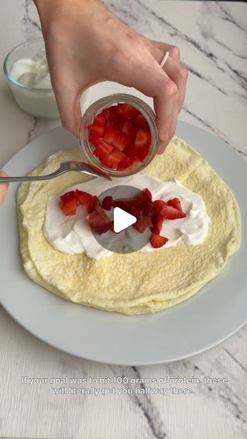 Jaycee Nabrotzky on Instagram: "2 INGREDIENT PROTEIN CREPES 🍓👇🏼

Ingredients:
1 cup egg whites (245 g)
1 scoop vanilla protein powder (31 g)

Instructions:
1. Add egg whites and protein powder to a blender and blend until combined (5-10 seconds).

2. Set a frying pan on medium heat and spray with cooking spray. Pour some batter in the center and rotate pan to fully coat bottom. Once you see some bubbles, carefully flip and cook for a few more seconds on the other side. Repeat until all the batter is used (makes about 4-6 crepes, depending on the size of your pan).

3. Fill crepes with vanilla greek yogurt, berries, and top with chocolate and/or maple syrup and enjoy!

Per serving: (makes 1) does not include toppings 
253 cals
50P
6C
2F

https://myproteinpantry.com/2-ingredient-high-prot Healthy Crepe Recipes, Protein Crepes, Healthy Crepes, Yogurt Berries, Crepe Ingredients, Healthy High Protein Breakfast, How To Make Crepe, Vanilla Greek Yogurt, High Protein Breakfast