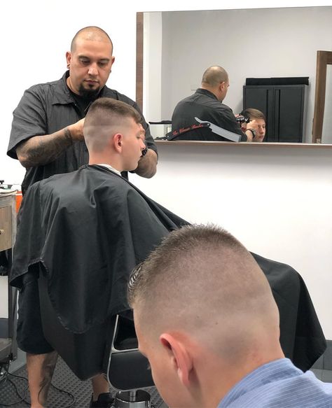 #menshaircut #boyshaircut #teenshaircut #barbercut #barber #barbershop #hollandparkhairdresserandbarber #barbering Barber Shop Haircuts, High And Tight Haircut, Barbers Cut, Beefy Men, Barber Chair, Hairstyles Short, Mens Hairstyles Short, Barber Shop, Haircuts For Men