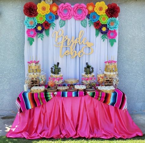 Elegant Mexican Backdrop, Fiesta Bridal Shower Backdrop, Traditional Mexican Birthday Party, Mexican Backdrop Ideas, Pink Fiesta Theme Party, Mexican Baby Shower Theme Girl, Mexican Party Backdrop, Pink Mexican Theme Party, Mexican Theme Backdrop Ideas