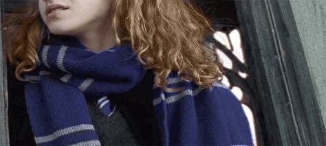 Ravenclaw scarf Ravenclaw Scarf, Ravenclaw Common Room, Ravenclaw Pride, Ravenclaw Aesthetic, Ravenclaw House, Harry Potter Ravenclaw, Hogwarts Aesthetic, Harry Potter Houses, Harry Potter Aesthetic