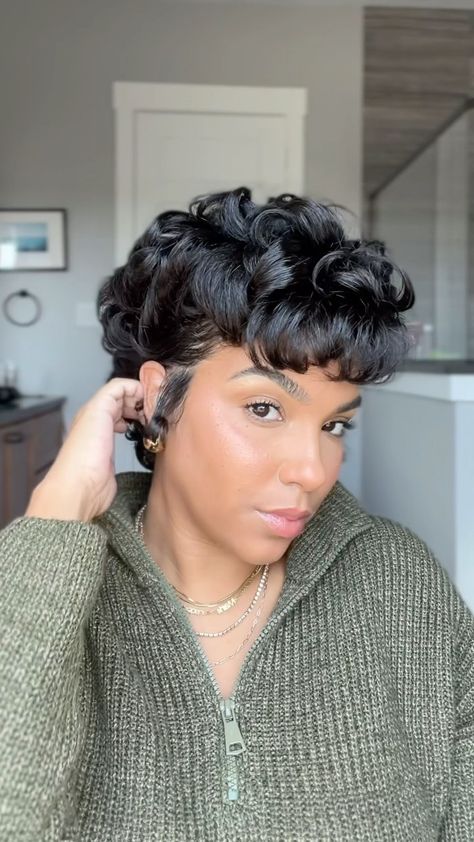 Jade Kendle-Godbolt | Beauty & Mom Influencer Roller Set Hair, Roller Set Natural Hair, Roller Set Hairstyles, Mom Influencer, Roller Curls, Short Natural Hair, Tapered Natural Hair, Natural Hair Short Cuts, Quick Natural Hair Styles