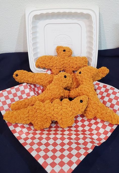 Crochet Dinosaur Nuggets Сrochet toys patterns #crochettoyspatterns #crochet #crochettoy #crochettoys 1.32 Easy Crochet Toys, Dinosaur Nuggets, Dino Nuggies, Crochet Dino, Crochet Craft Fair, Diy Crochet Toys, Crochet Lion, Bernat Blanket, Crochet Cushion Cover