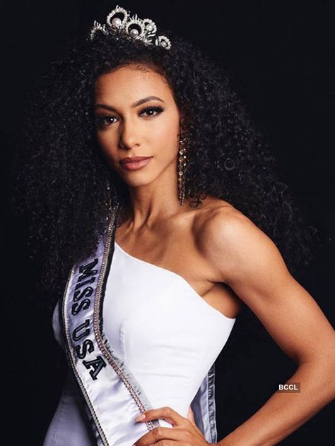 North Carolina lawyer Cheslie Kryst crowned Miss USA 2019 Cheslie Kryst, Pageant Coaching, Teen Pageant, Pageant Headshots, Miss Teen, Miss Teen Usa, Beauty And The Beat, Teen Usa, Miss Usa