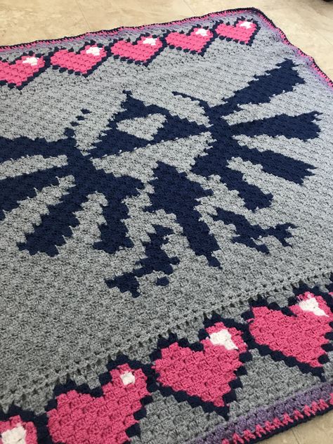 Zelda Granny Square, Zelda Tapestry Crochet, Nintendo Crochet Patterns Free, Crochet Zelda Blanket, Zelda Crochet Blanket, Loz Crochet, Zelda Crochet Patterns, Crochet Zelda, Zelda Crochet