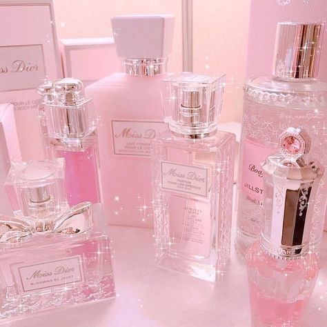 Susie Core, Pink Journal, Photo Rose, Dior Aesthetic, Soft Pink Theme, Pink Perfume, Pink Stuff, Pink Things, Baby Pink Aesthetic