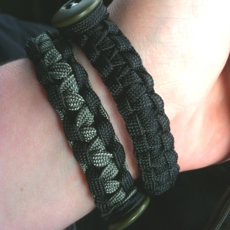 I love my paracord bracelet!   My brother is in the military and i don't get to see him often. I wanted something to always have to remember him. I bought paracord from the military store on his base and made bracelets. And I used buttons off of his old uniforms for the connector. Military Store, Made Bracelets, Paracord Bracelet, Paracord Bracelets, The Military, My Brother, Fun Ideas, Paracord, Crochet Scarf