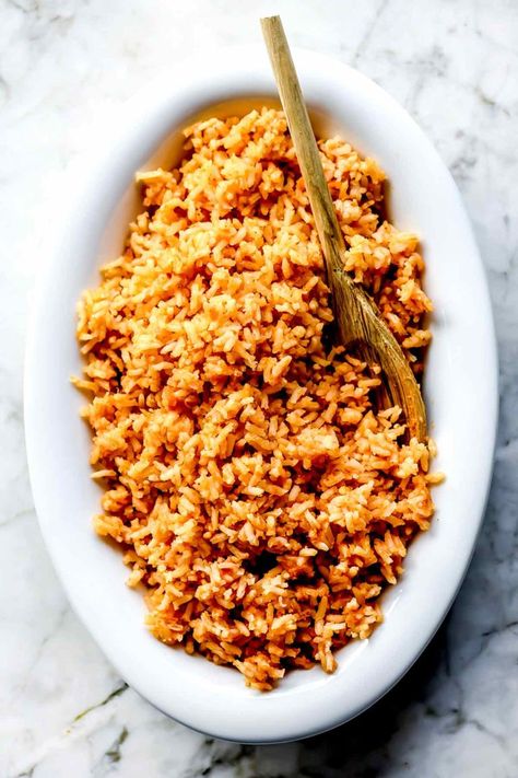 THE BEST Spanish Rice (Mexican Rice) Recipe foodiecrush .com Best Spanish Rice, Best Spanish Rice Recipe, Best Carnitas, Rice Mexican, Spanish Rice Easy, Mexican Rice Recipe, Spanish Rice Recipe, Mexican Rice Recipes, Recipe Mexican