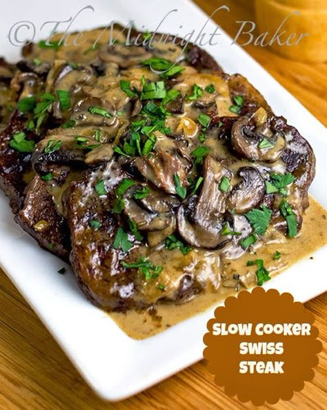 Slow Cooker Swiss Steak #SlowCooker #CrockPot #SwissSteakRecipe Slow Cooker Swiss Steak, Swiss Steak Recipes, Swiss Steak, Steak Fajitas, Crockpot Dishes, Crockpot Beef, Think Food, Diet Vegetarian, Crock Pot Slow Cooker