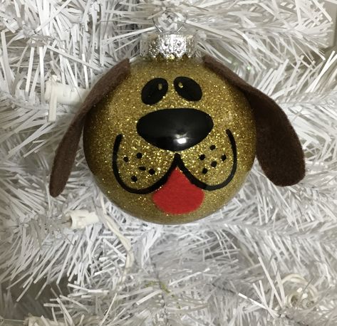 Dog Diy Ornament, Diy Pet Ornaments Xmas, Dog Christmas Decorations Diy, Diy Dog Ornaments, Dog Ornaments Diy, Kids Crafts Ornaments, Veterinary Nursing, Christmas Dog Decor, Recycled Christmas Decorations