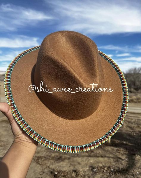 Beaded Hats Native American Patterns, Beaded Hat Brim Patterns, Beaded Cowgirl Hat, Beaded Hat Brim, Hat Beading, Diy Hat Stand, Bead Hat, Beaded Hats, Cowboy Hat Design