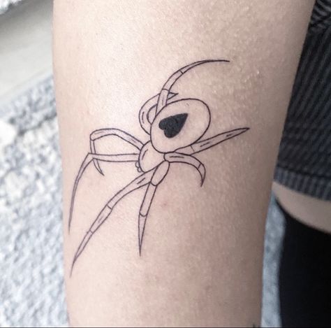 Simple Evil Tattoos, Women Spider Tattoo, Line Work Spider Tattoo, Spider Tattoo Linework, Spider Tattoo Fine Line, Goth Fine Line Tattoo, Linework Patchwork Tattoo, Cute Line Work Tattoos, Simple Alternative Tattoos