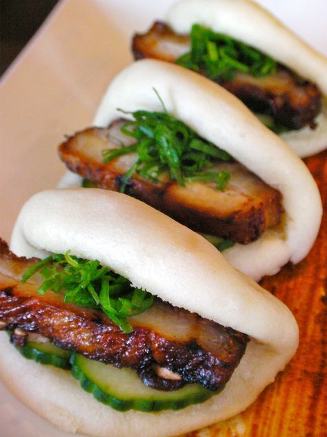 Big name chefs at high-end resorts built the island’s fine dining rep, but a new crop of casual spots play with its myriad of Asian influences, like Star Noodle’s hapa ramen, pork buns (pictured), or fried saimin noodles with Spam. Casual or fancy, restaurants make the most of Maui’s local produce. Steamed Pork Buns, Maui Restaurants, Noodle Restaurant, Hawaii Food, Pork Buns, Hawaiian Food, Foodie Travel, Best Foods, Buns