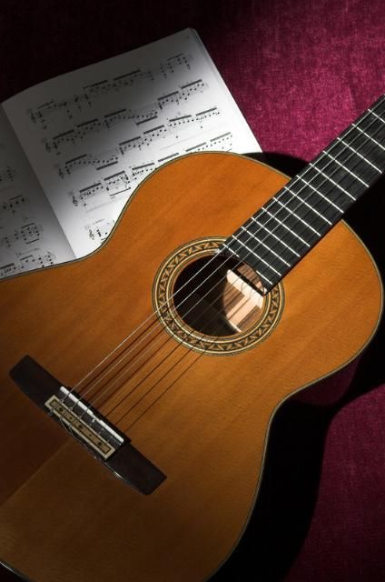 Classic Guitar Aesthetic, Classical Guitar Aesthetic, Guitar Practice Routine, Acoustic Guitar Notes, Practice Schedule, Acoustic Guitar Photography, Guitar Images, Acoustic Guitar Case, Guitar Illustration