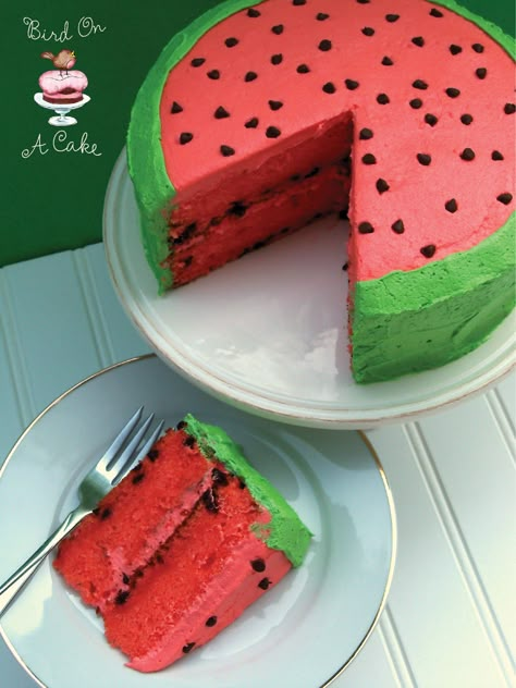 Watermelon Flavored Cake-Watermelon puree and Jell-O give this cake it's flavor, and it is fantastic!  And the frosting is SO good...I just want to eat it with a spoon! Picnic Cake, Watermelon Cake, God Mat, Food Cakes, Sweets Treats, Creative Cakes, Let Them Eat Cake, Just Desserts, Cake Cookies