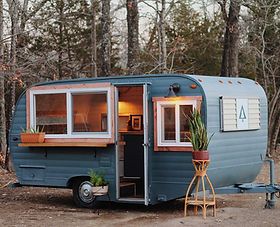 Vintage Trailer Remodel, Vintage Camper Interior, Shasta Camper, Coffee Trailer, Camper Trailer Remodel, Vintage Camper Remodel, Caravan Renovation, Tiny Camper, Retro Caravan