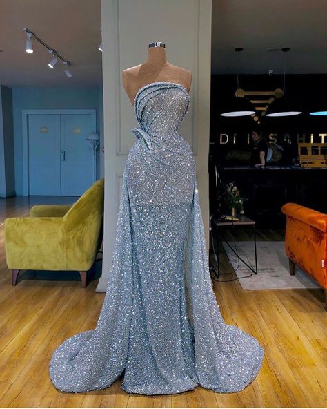 Valdrin Sahiti, Stile Kylie Jenner, Floor Length Prom Dresses, Glamour Dress, Prom Dress Inspiration, Cute Prom Dresses, Pretty Prom Dresses, فستان سهرة, Gala Dresses