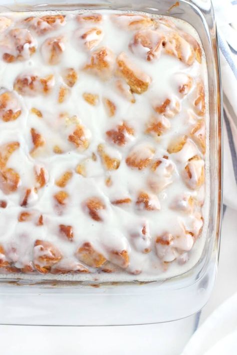 Cinammon Roll Casserole Recipe, Cinnamon Roll Casserole Dessert, Cinnamoroll Casserole, Cinnamon Roll Casserole Christmas, Cinnamon Role Casserole, Cinnamon Roll Casserole Easy, Overnight Cinnamon Roll Casserole 12 Tomatoes, Cinnamon Roll Casserole Recipe, Cinnamon Roll Desserts