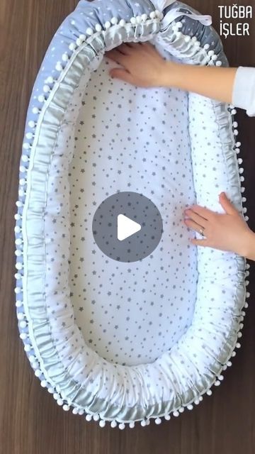 Baby Pillow Diy, Baby Nest Pattern, Random Baby, Baby Diy Sewing, Baby Nest, Baby Diy, Baby Pillows, Diy Pillows, Baby Sewing